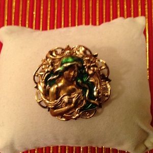 Unique Vintage Looking Brooch